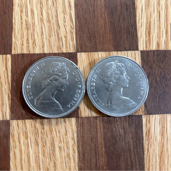 Canadian voyageur Dollar Coin Bundle of 2 qty coins - Picture 4 of 7